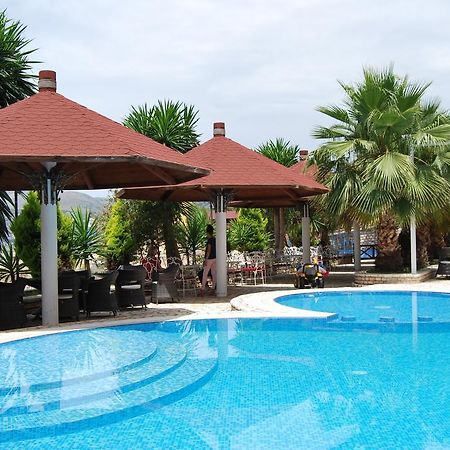 Hotel Panorama Sarandë エクステリア 写真